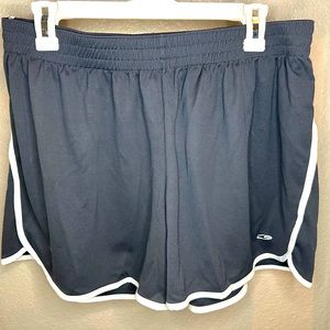 Champion sport short